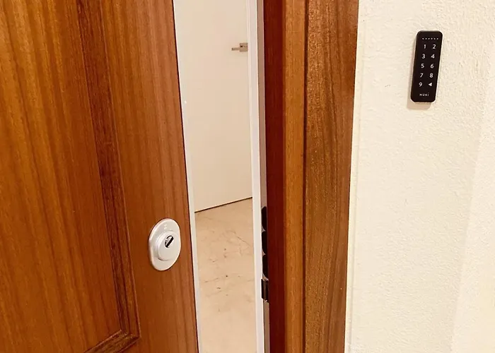 Modern With A Terrace Lägenhet