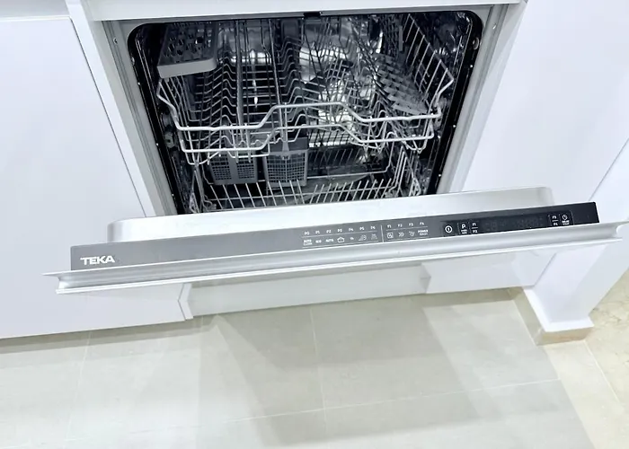 Modern With A Terrace 公寓 *